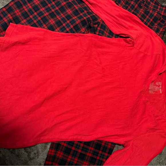 H&M plaid slacks and red thermal - Picture 2 of 6